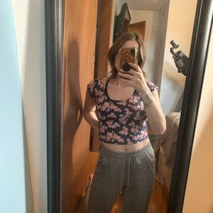 Crop top